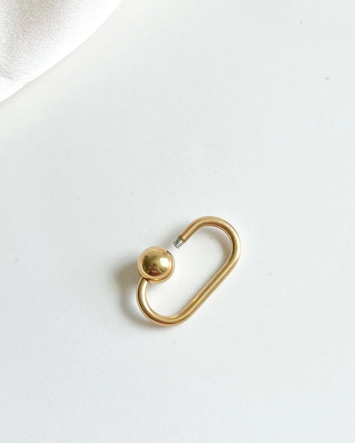 18K Gold Carabiner - Image 3