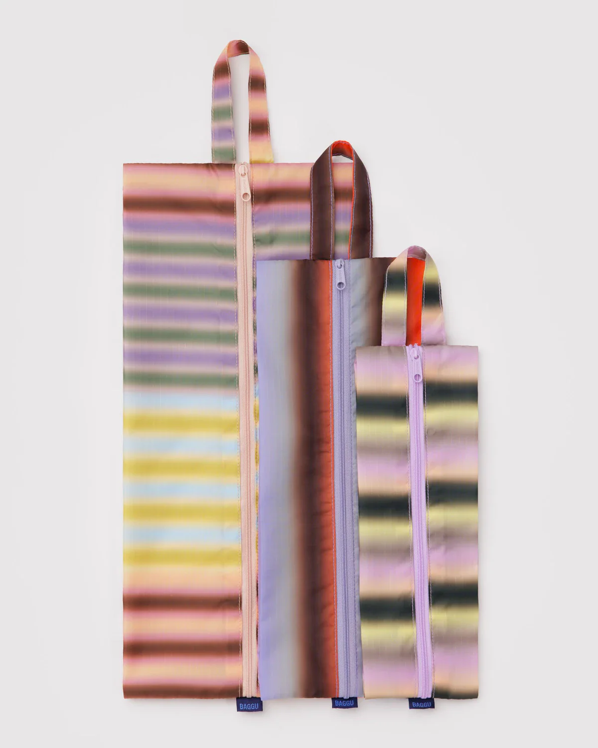 3D Zip Set in Gradient Stripes - Image 3