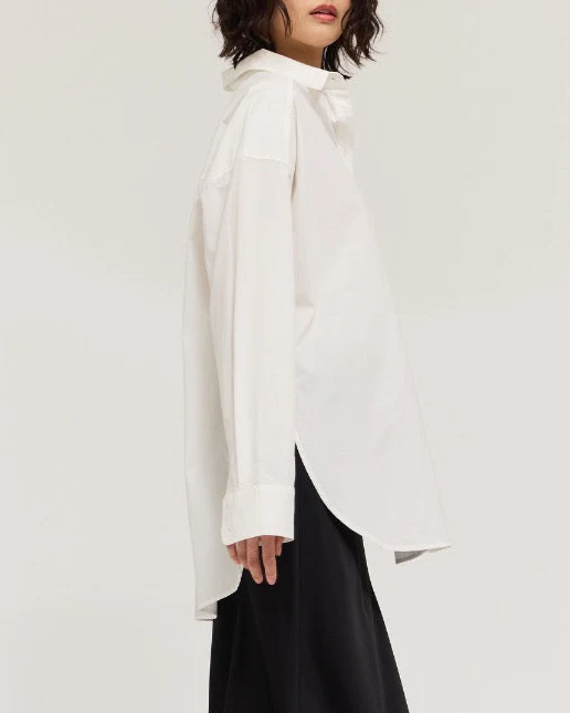 Agnes Oversized Shirt in Off White - Image 2