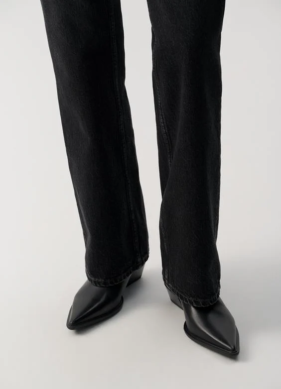 Cassie Boot in Black - Image 4
