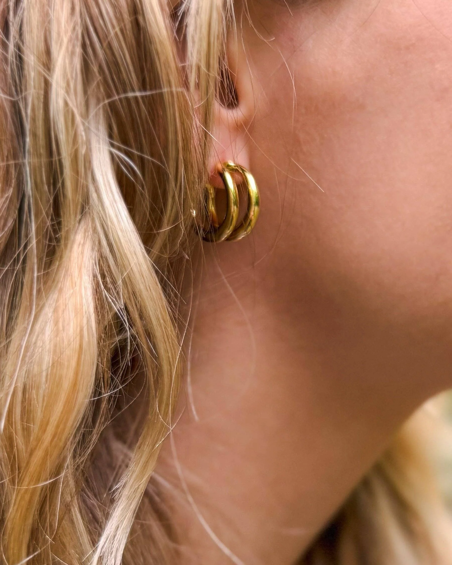 Cici Double Hoop - Image 5