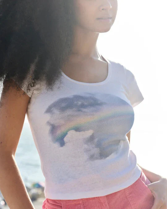 Cloudbreak Tee in White - Image 6