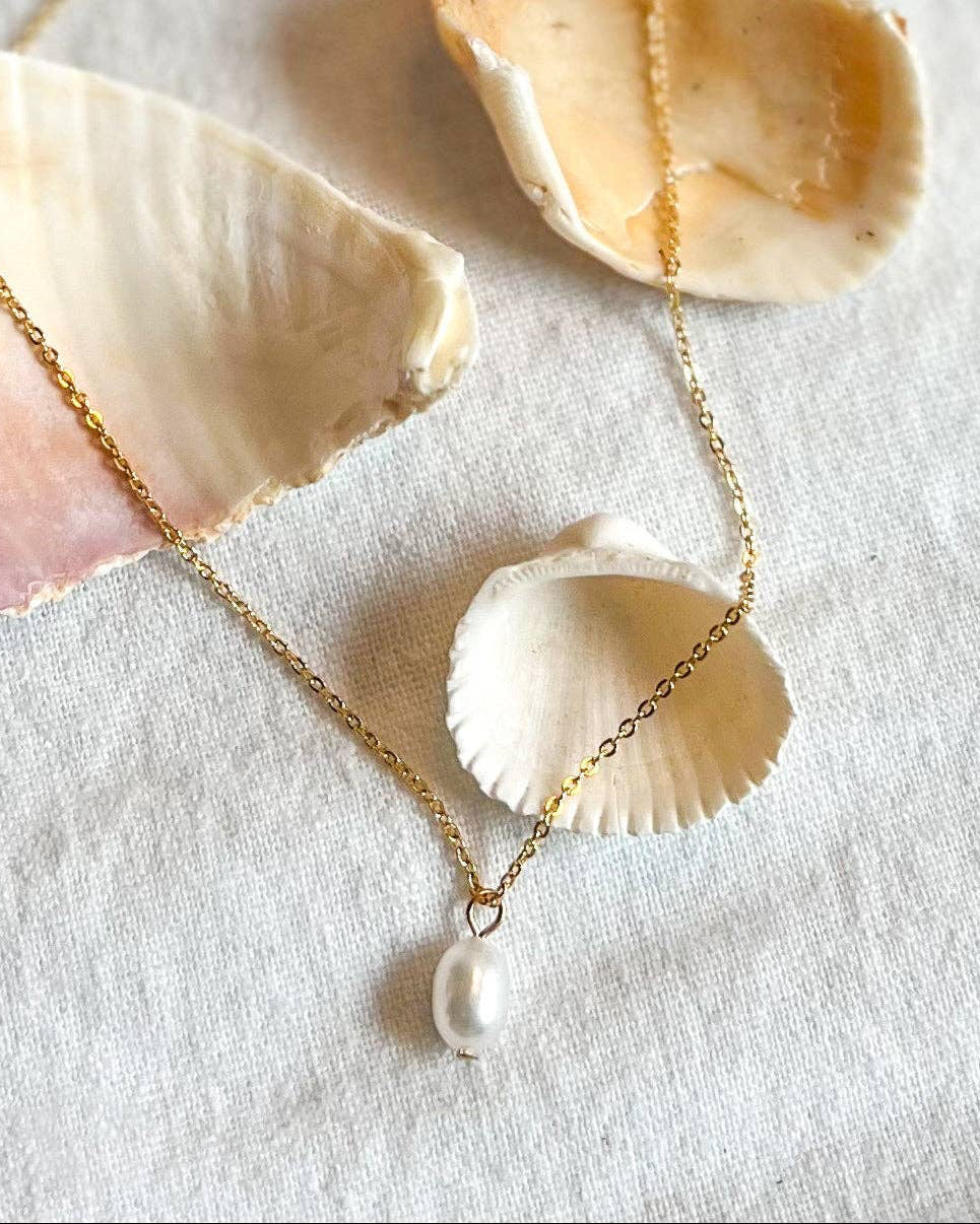 Dainty Pearl Necklace - Image 5