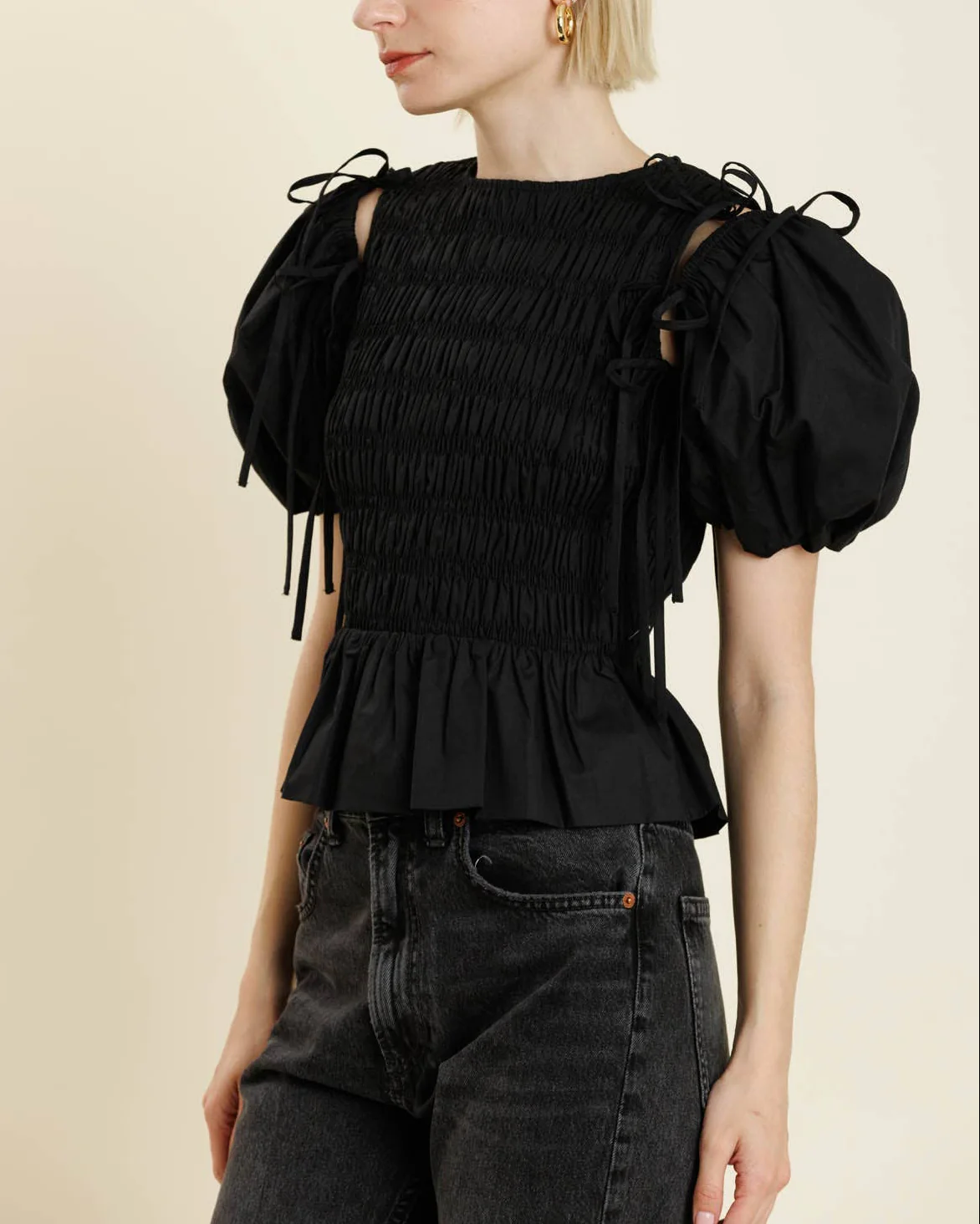Detachable Sleeve Top in Black - Image 2