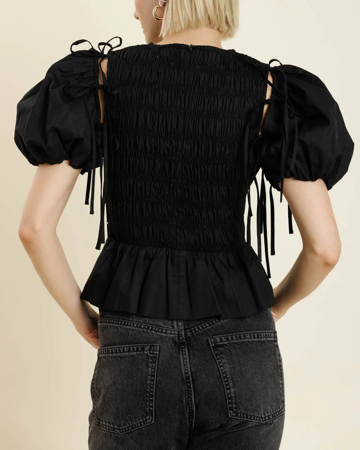 Detachable Sleeve Top in Black - Image 4