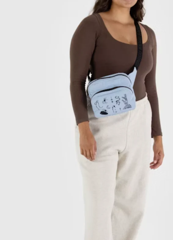 Fanny Pack in Embroidered Ballet Icons - Image 3