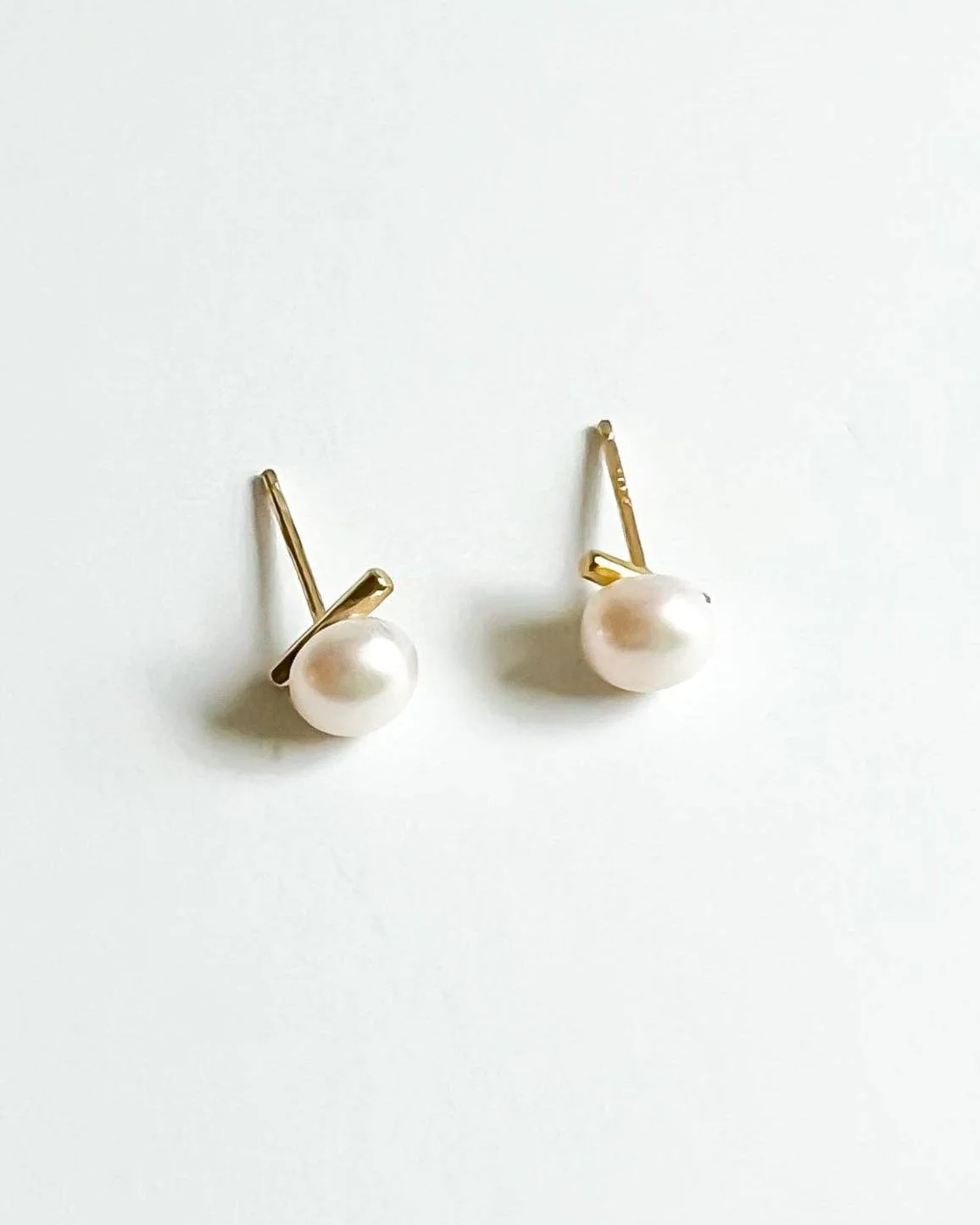 Freshwater Pearl Stud - Image 2