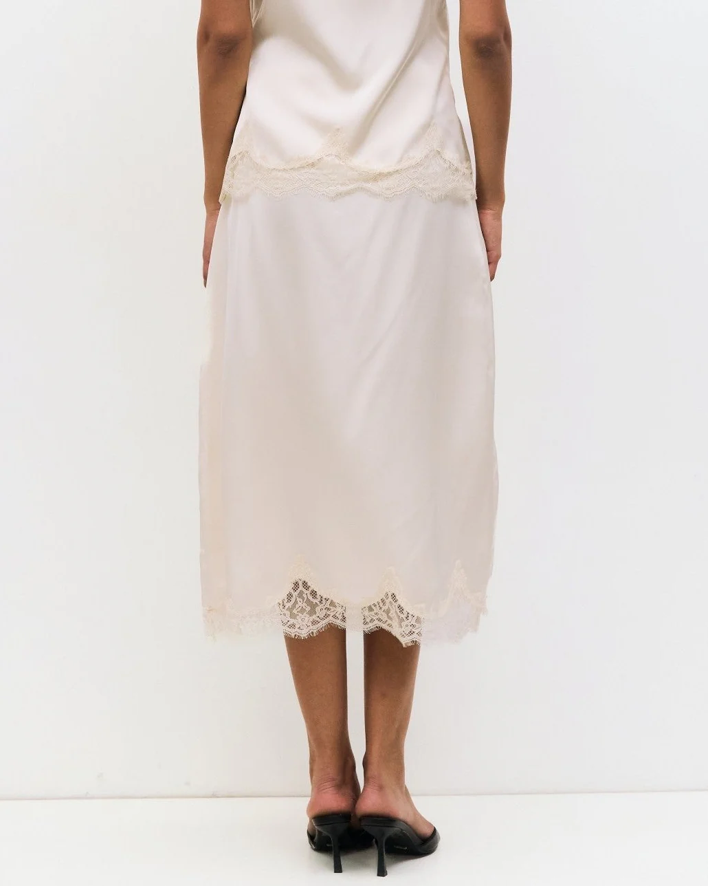 Gabrielle Skirt in Cream - Image 3