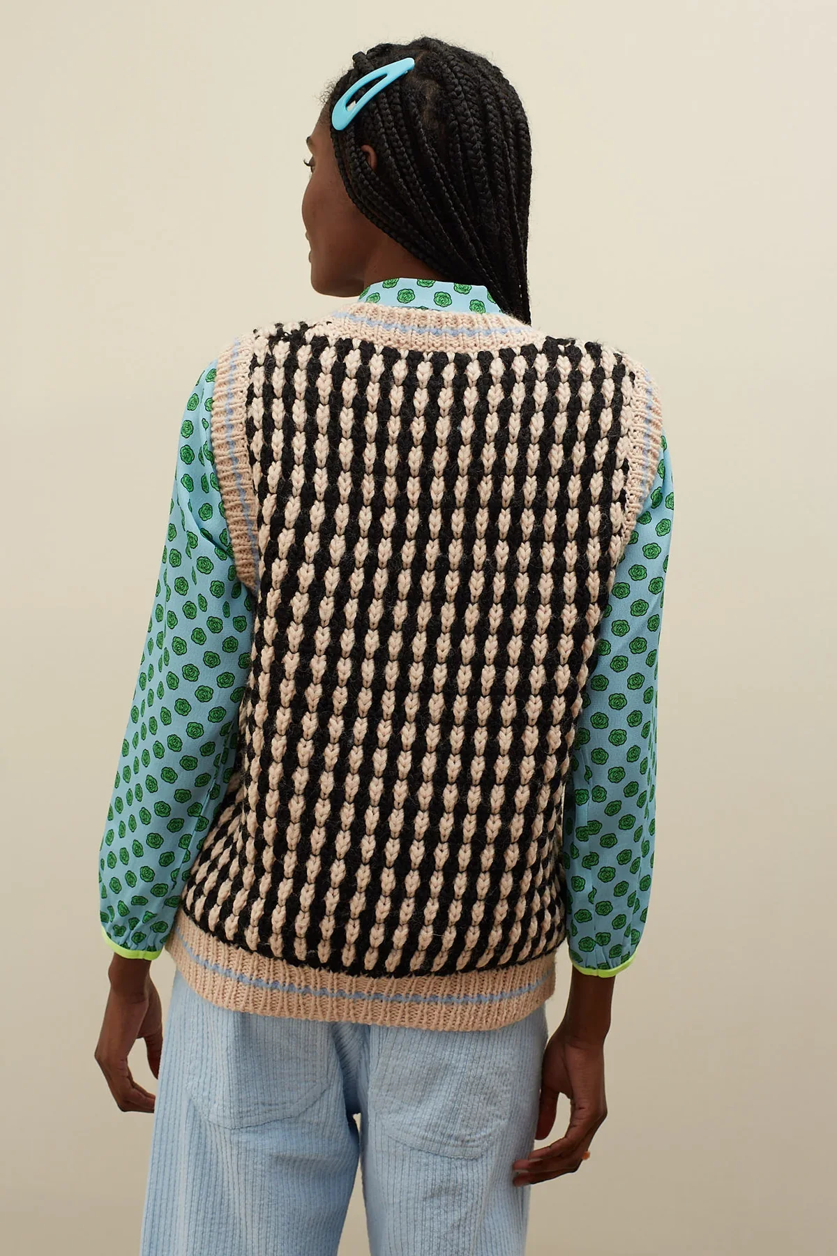 Guiño Vest in Black - Image 3