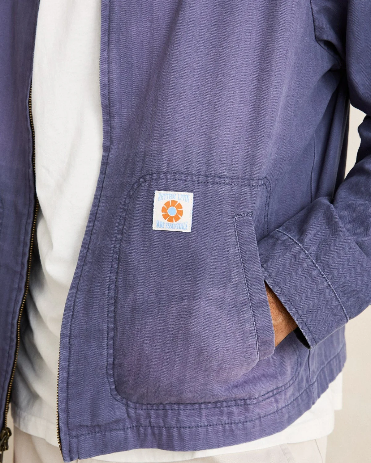 Herringbone Sun Wash Jacket in Vintage Blue - Image 5