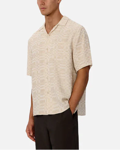 Hutton SS Shirt in Wheatcomb - Image 3