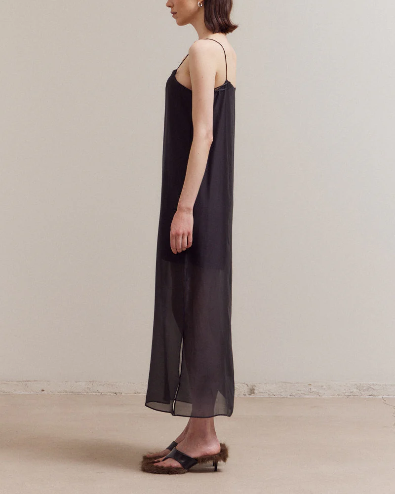 Jo Maxi Dress in Black - Image 3