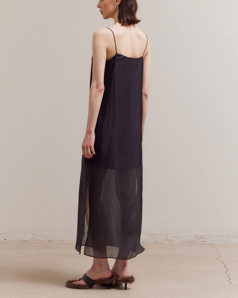Jo Maxi Dress in Black - Image 4