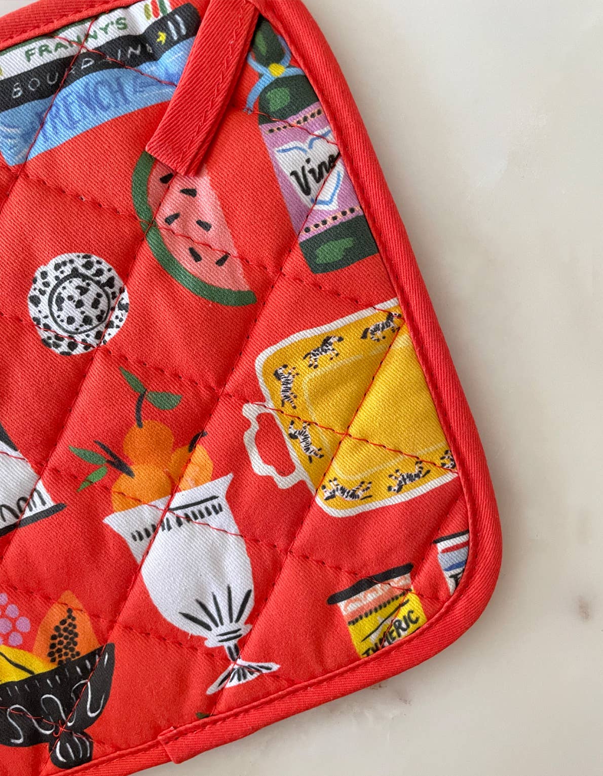 Kitchen Shelf Oven Mitt + Pot Holder Set - Image 3