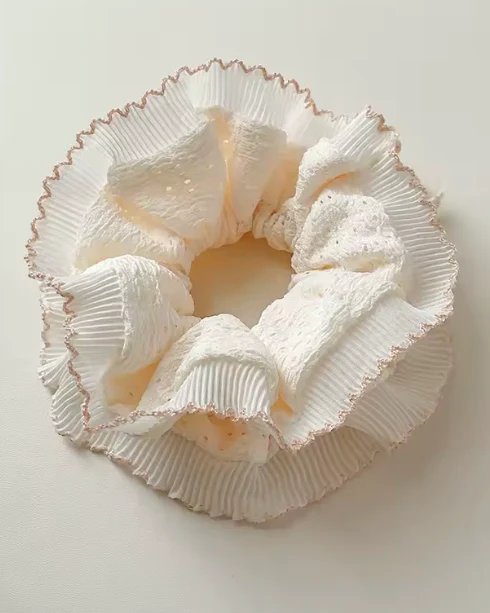 Lacy Scrunchie - Image 2