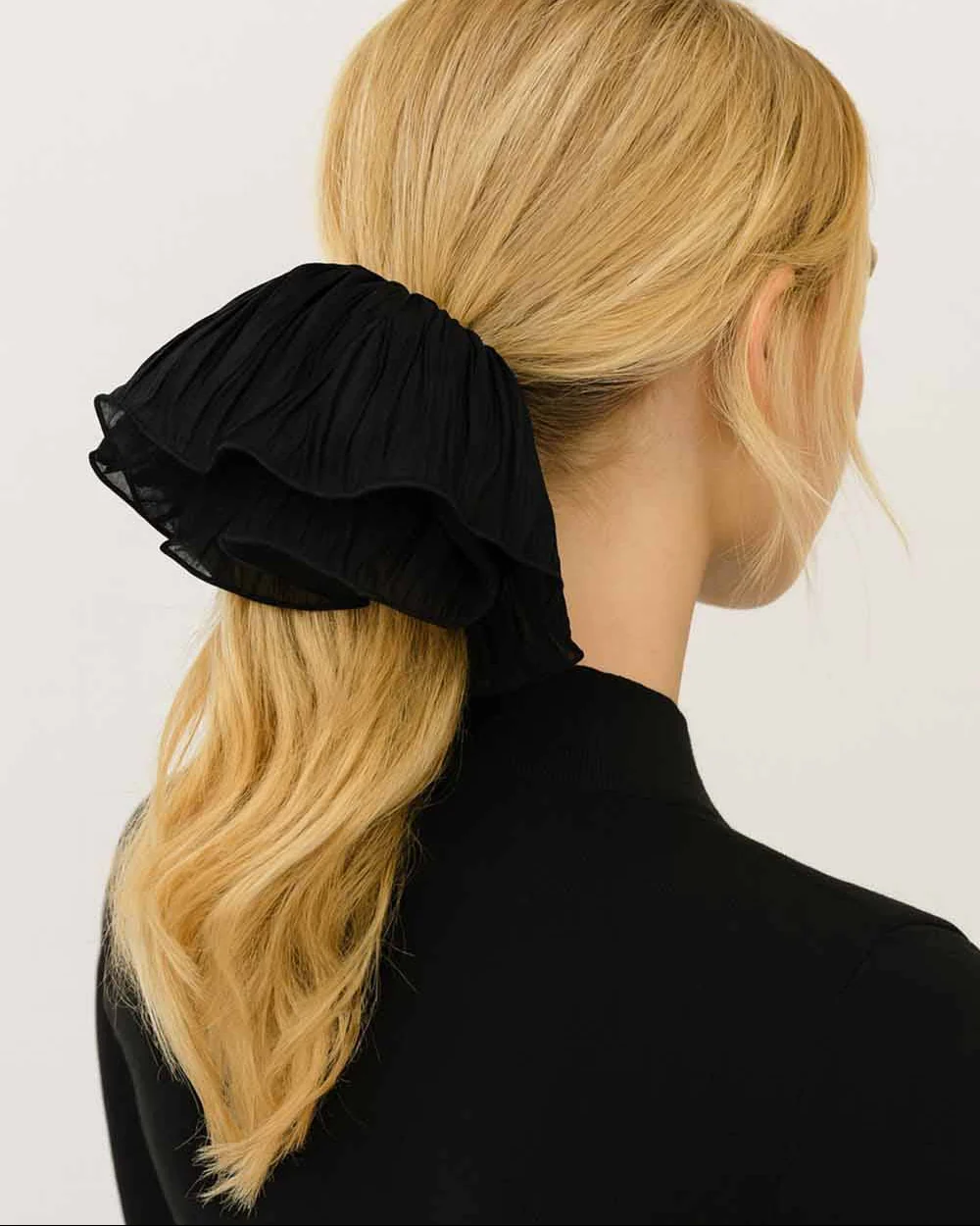 The Wrinkle Scrunchie