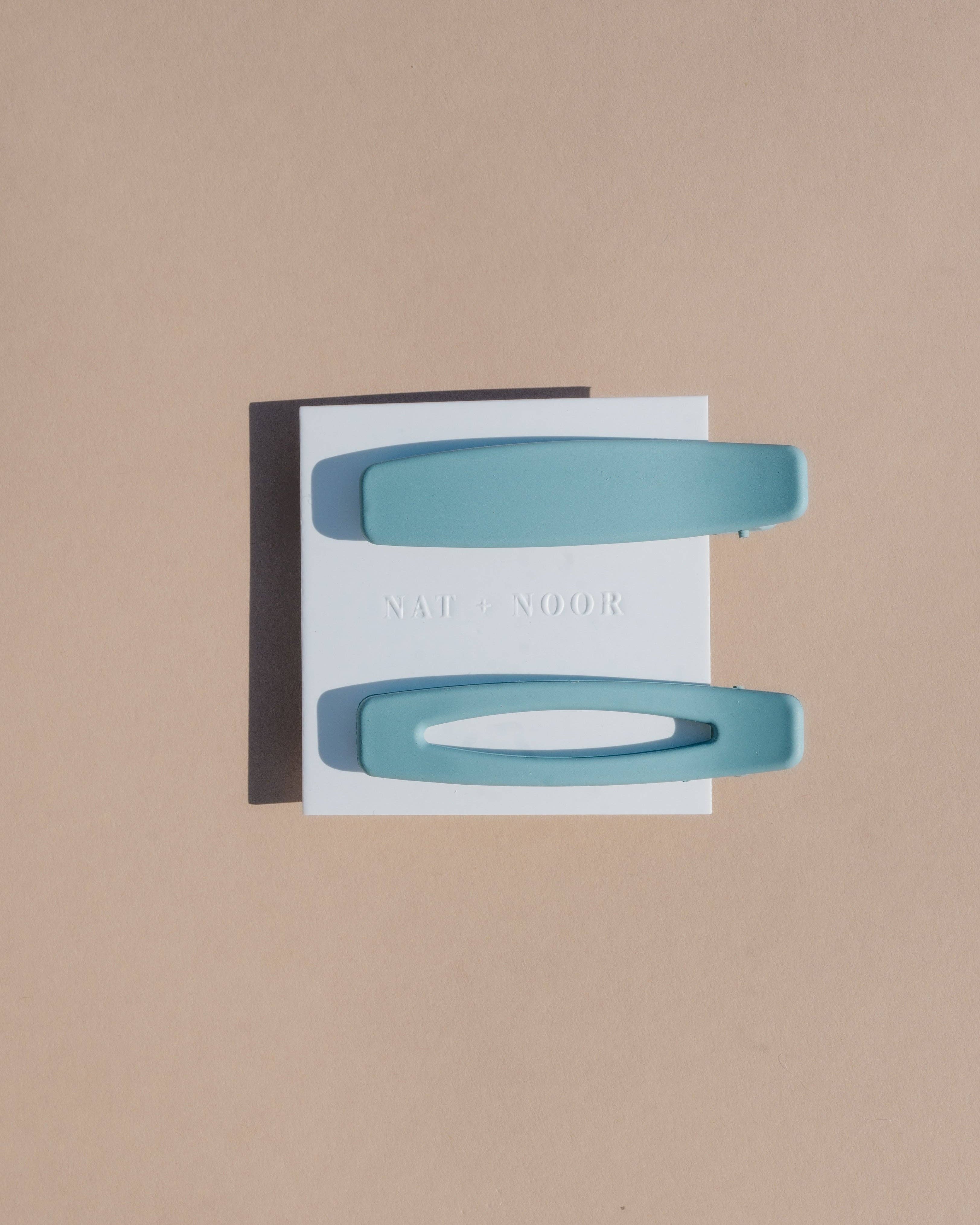 Lani Clips in Sky Blue - Image 3