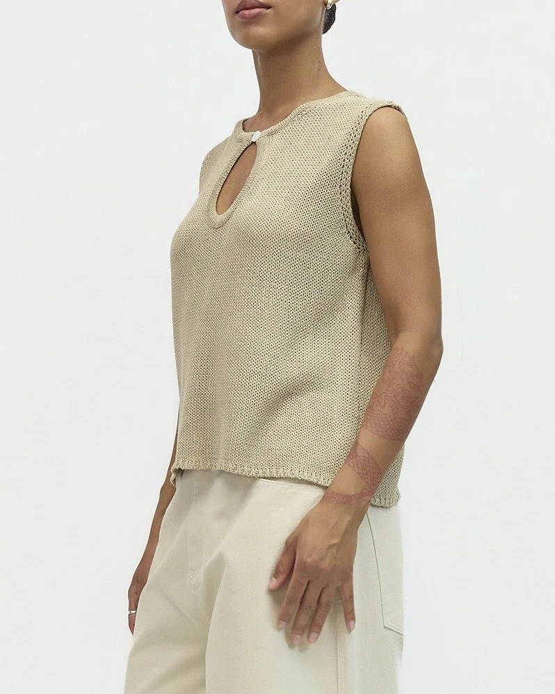 Molli Top in Beige - Image 4