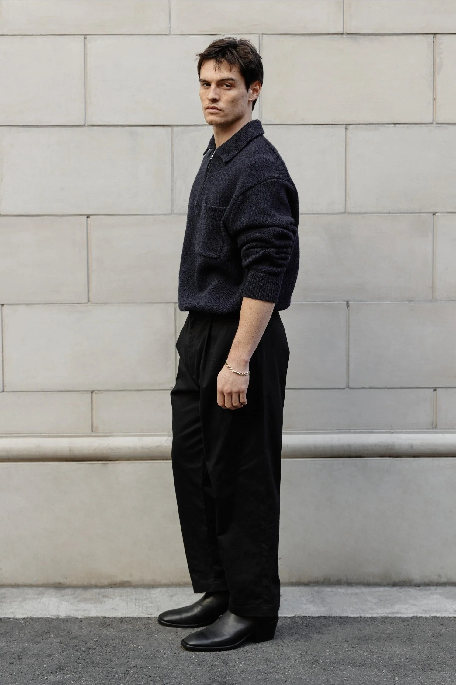 Owen Sweater in Dark Navy - Image 3