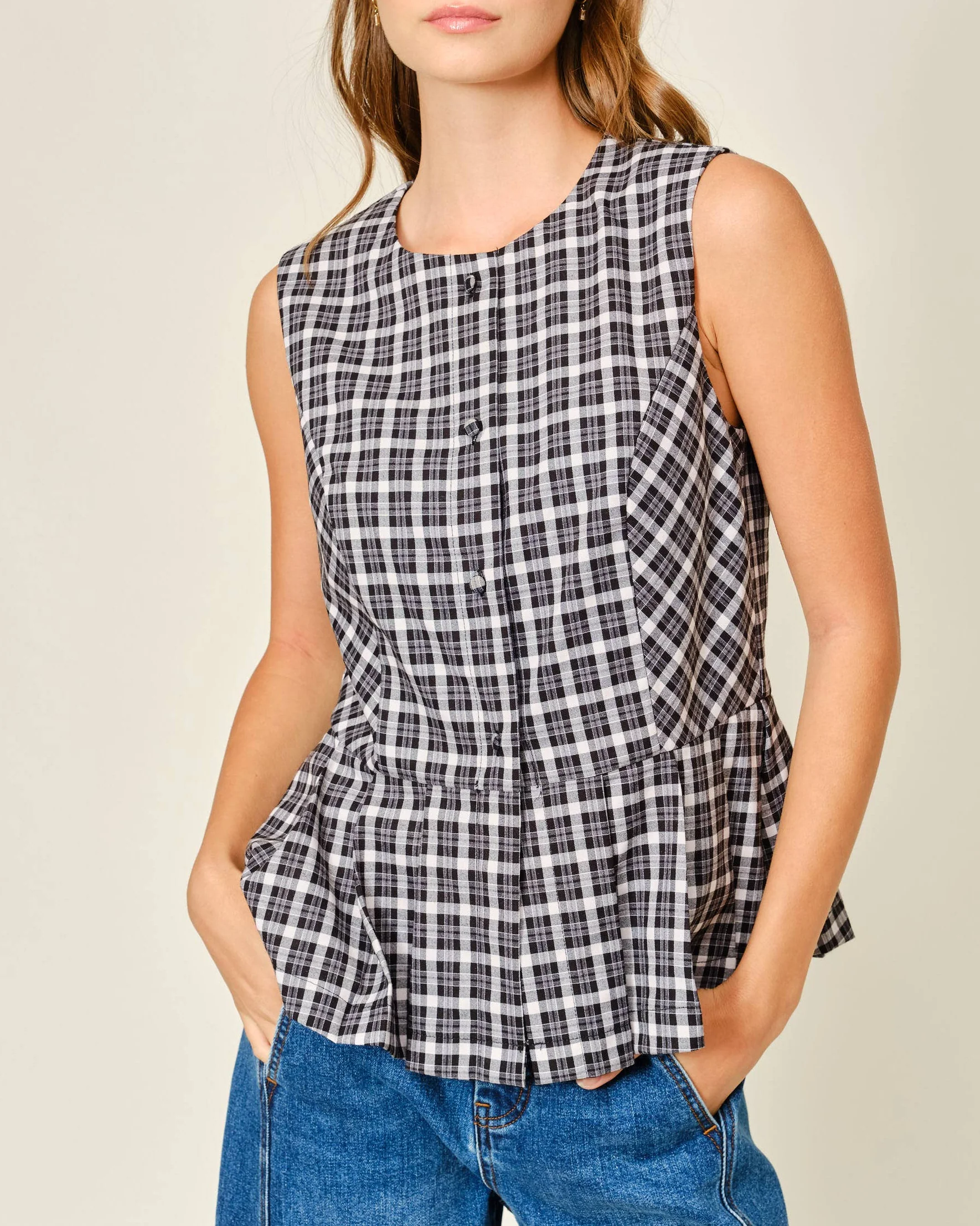 Pleated Flare Vest in Black Plaid - Image 3