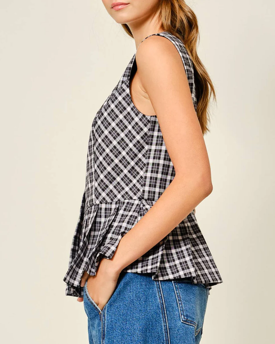 Pleated Flare Vest in Black Plaid - Image 4