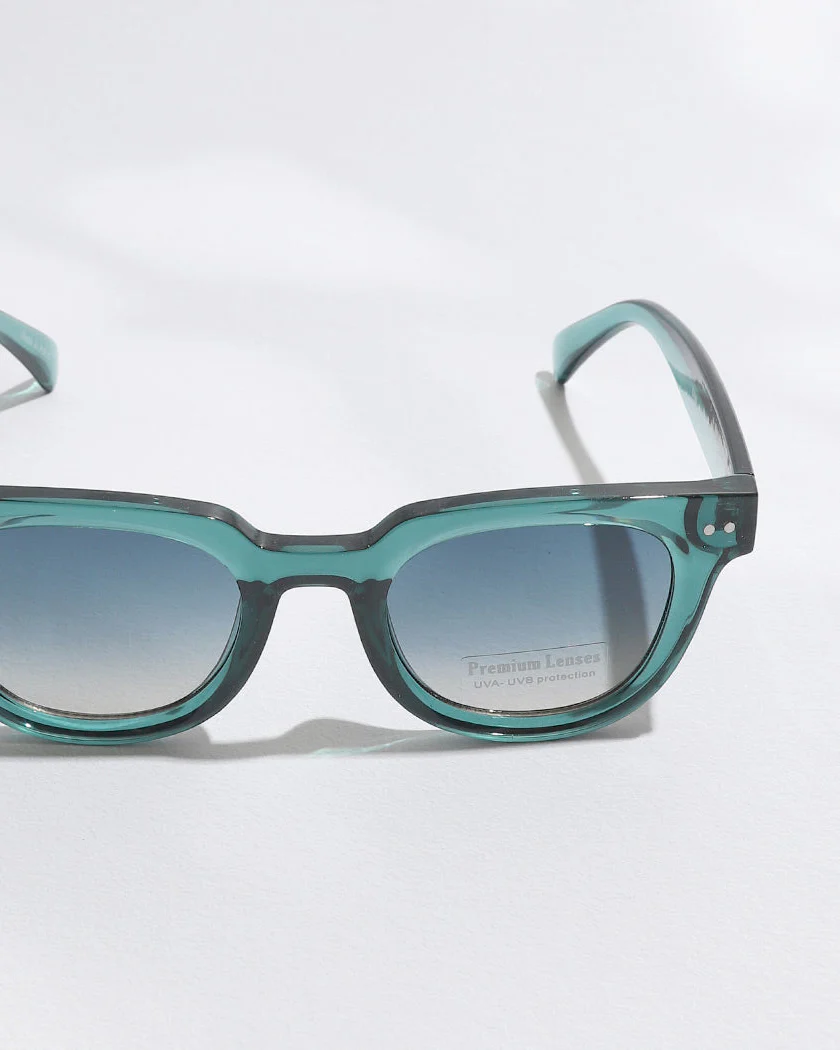Classic Square Sunglasses - Image 5