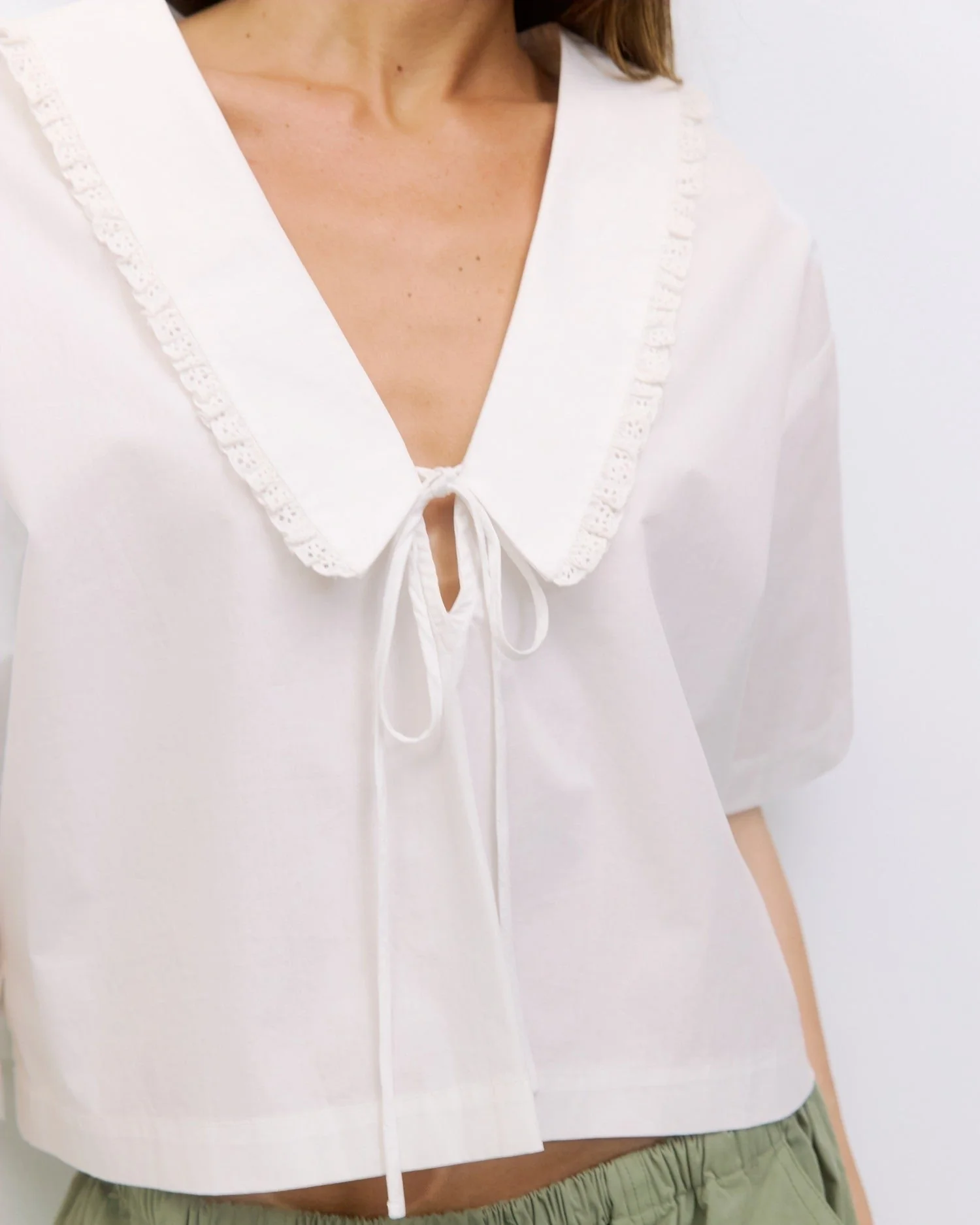 Roseanne Top in White - Image 4