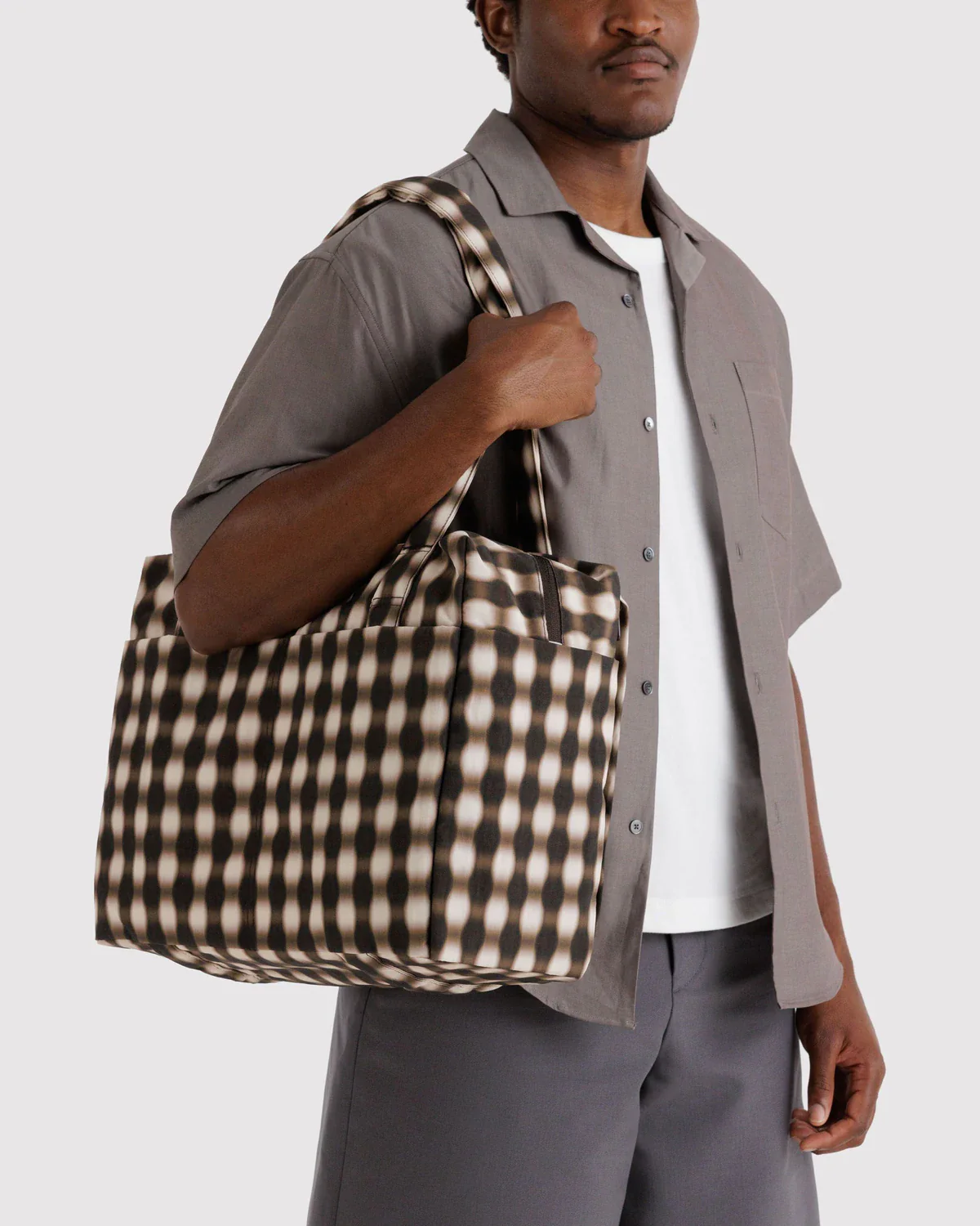 Small Cloud Carry-On in Blurred Gingham Brown - Image 2