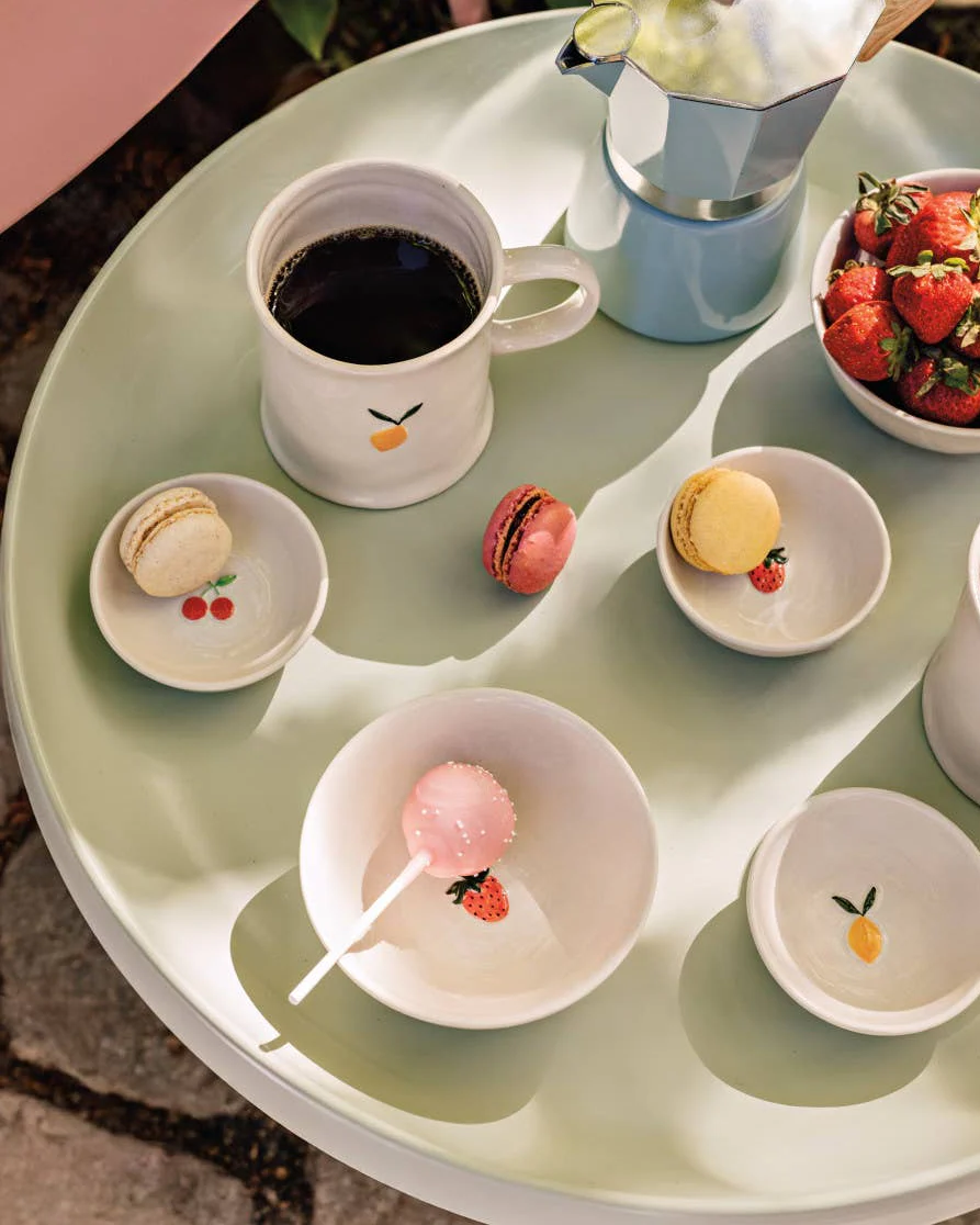 Strawberry Embossed Pinch Bowl - Image 2