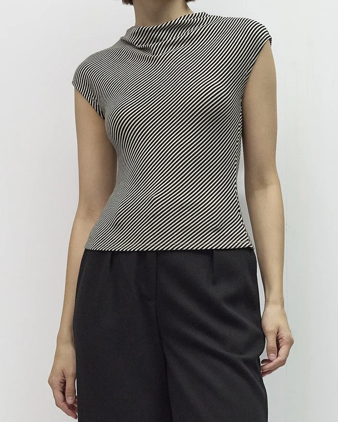 Trinity Top in Black/White