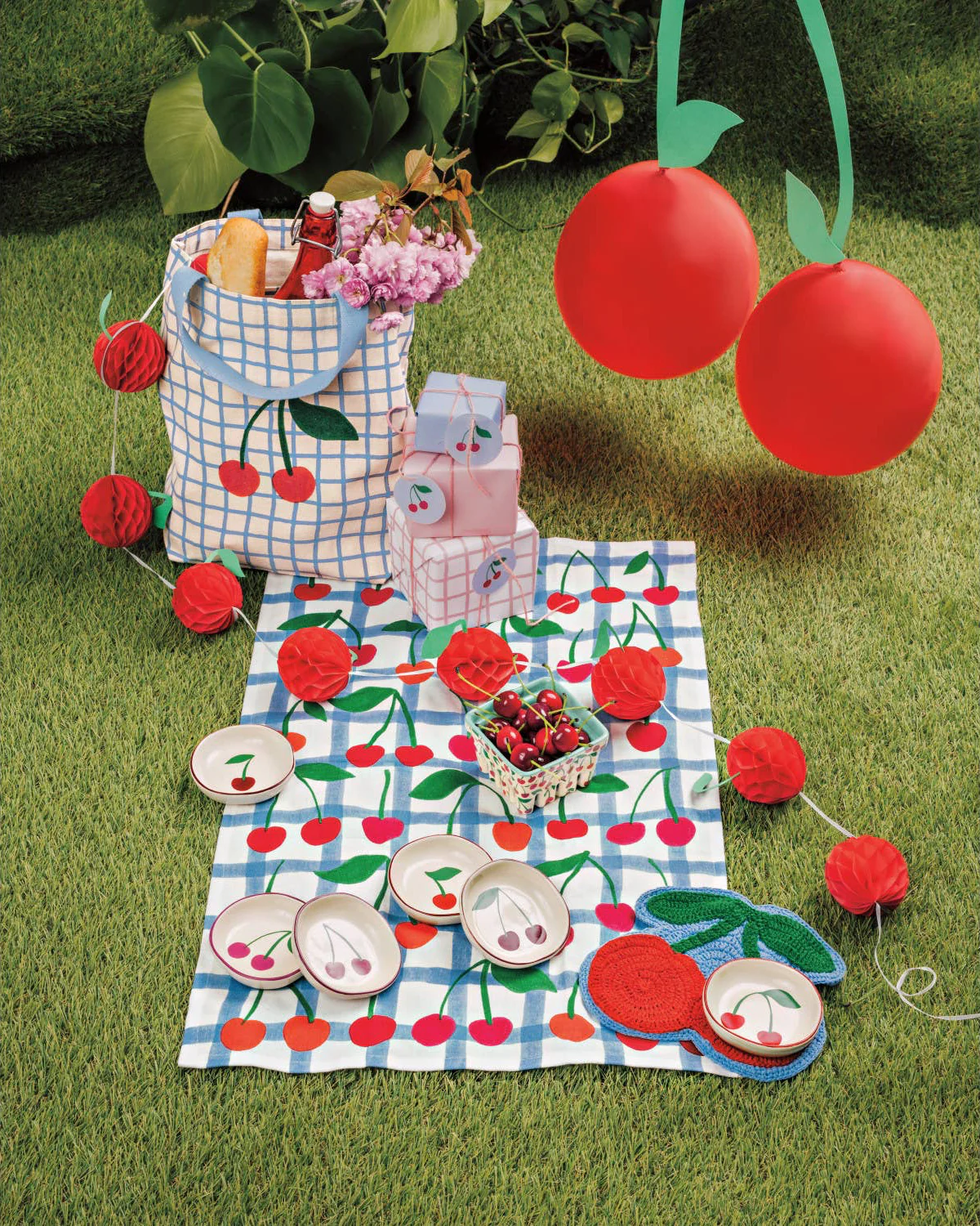 Very Cherry Berry Basket - Image 3