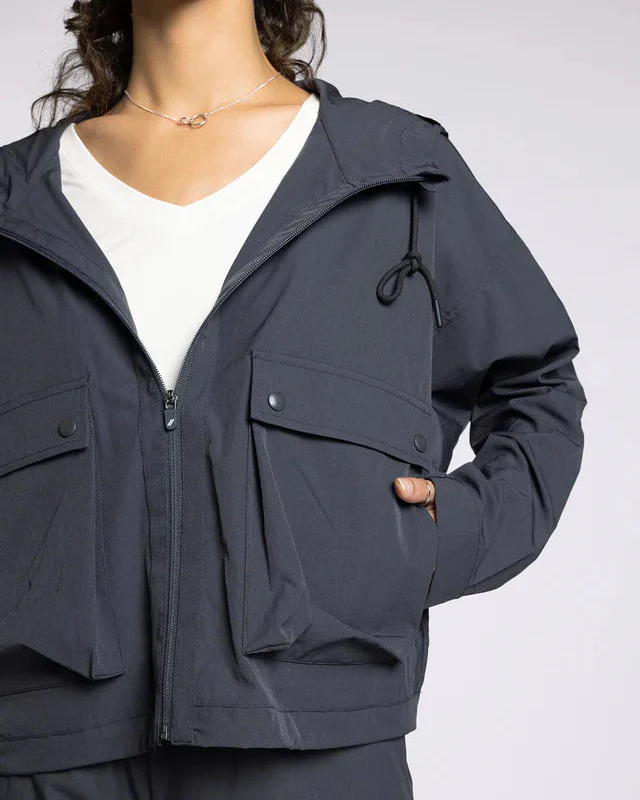 Walker Jacket in Charcoal Blue - Image 4